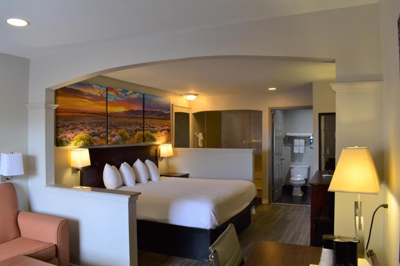 Days Inn By Wyndham Nacogdoches/Sfa University/Downtown Buitenkant foto