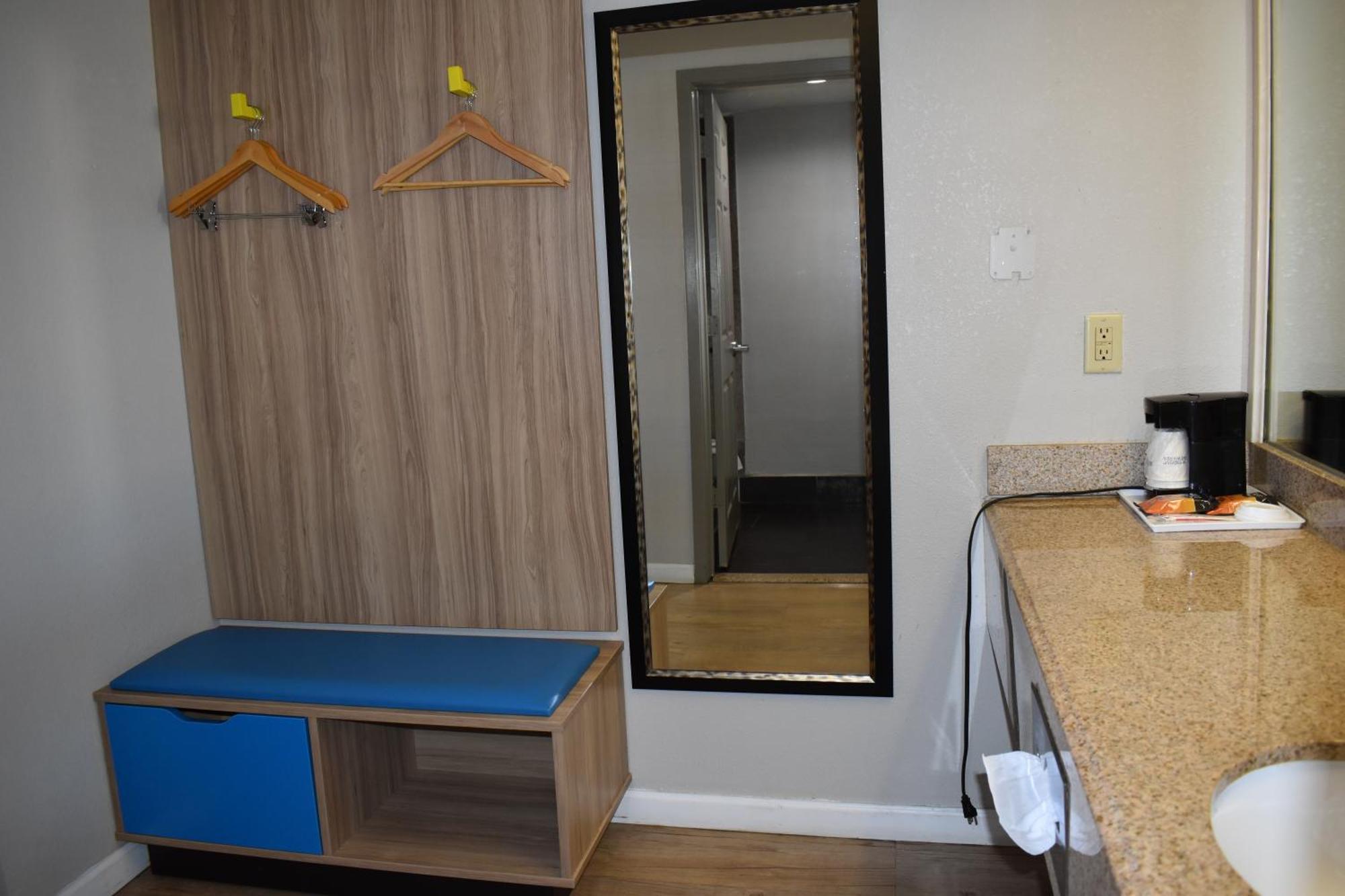 Days Inn By Wyndham Nacogdoches/Sfa University/Downtown Buitenkant foto